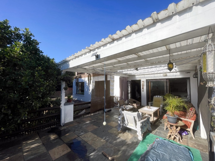3 Bedroom Property for Sale in Meedingsride Western Cape